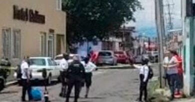 Atacan a un hombre en taller mecánico del centro