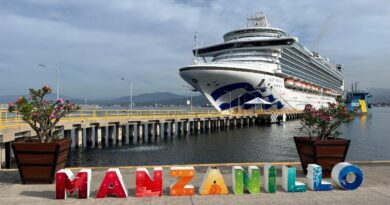 Arriba el “Ruby Princess” a Manzanillo