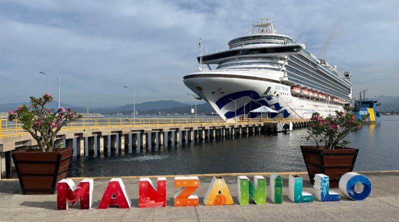 Arriba el “Ruby Princess” a Manzanillo