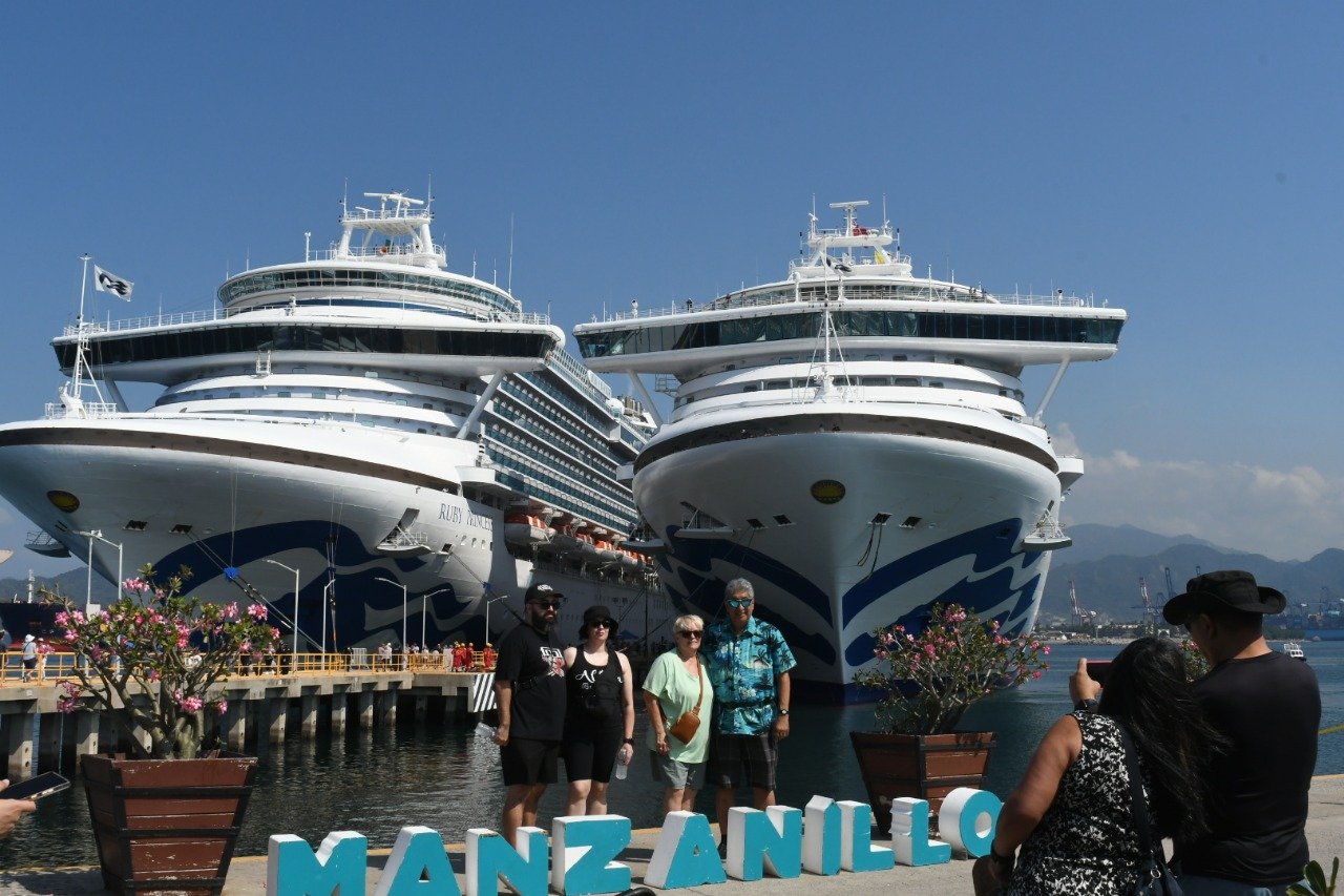 manzanillo-recibe-dos-cruceros-con-m-s-de-6-mil-visitantes