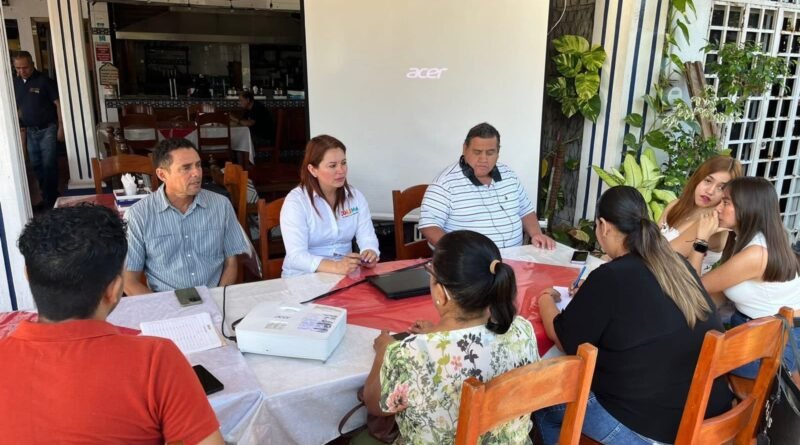 Imparten curso ABC de la Discapacidad en Cuyutlán
