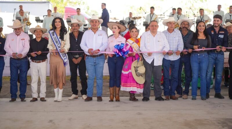 Inaugura Tey Gutiérrez ‎las Fiestas de VdeA