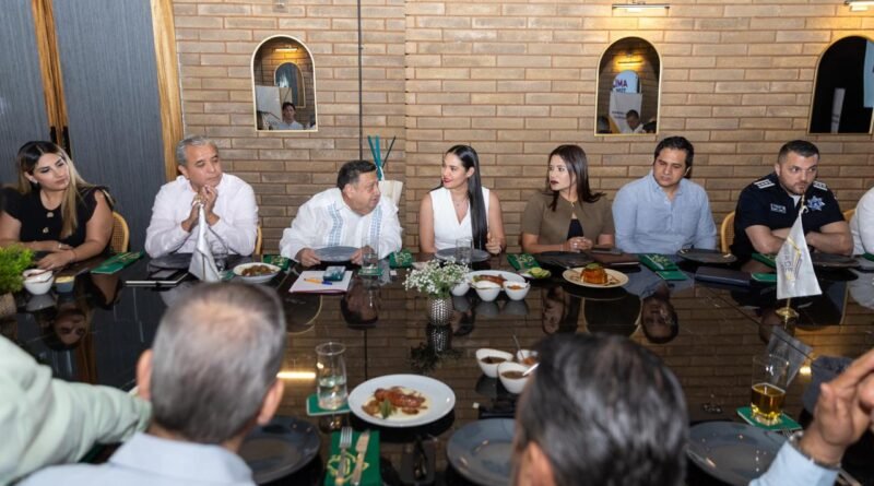 Indira presenta avances y retos ante integrantes de Canadevi