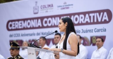 Indira preside el 220 aniversario del natalicio de Benito Juárez