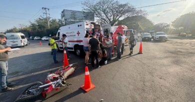 Atiende Cruz Roja a lesionados en accidente de tránsito