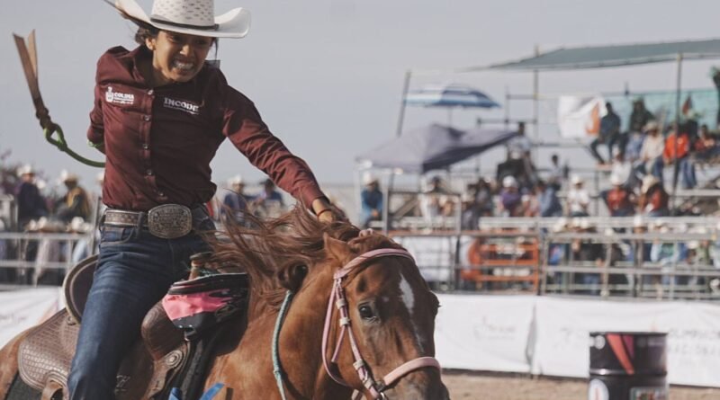 Colima amanece en la final de Rodeo