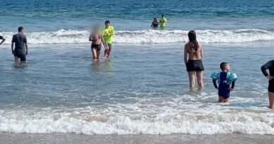 Rescatan en el mar a dos mujeres de Guadalajara