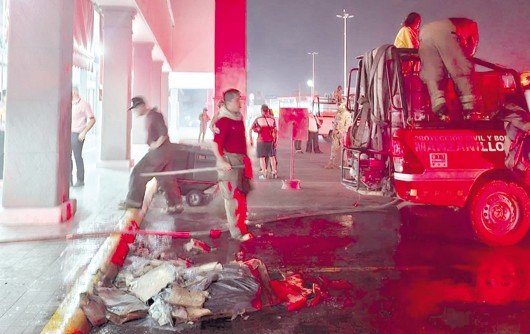 Incendio en Soriana Manzanillo