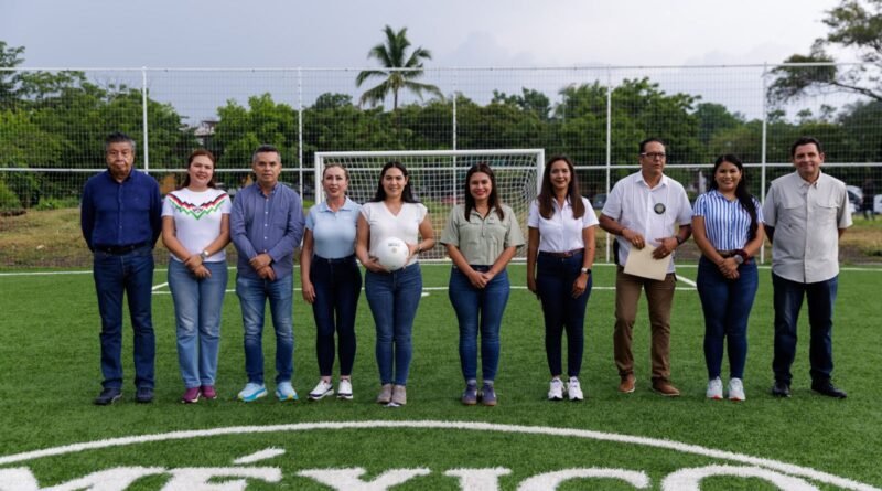 Entregan cancha de futbol 5 en La Villa