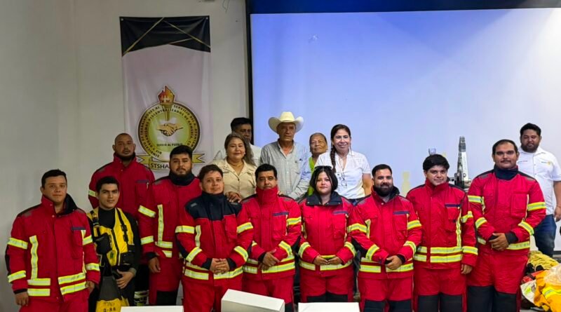 Recibe Protección Civil y Bomberos de Armería equipamiento donado