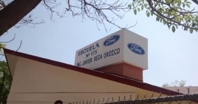 Padres de familia denuncian malas condiciones de limpieza en primaria Ford 163 de Villa de Álvarez