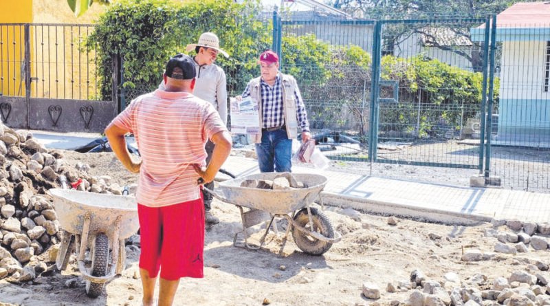 Atenderán rezago educativo de 500 personas en Alcaraces