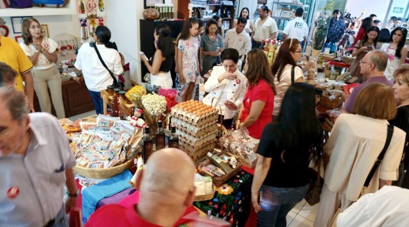 La Cosecha Boutique Artesanal impulsa a 49 productores y artesanos colimenses