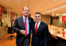 Recibe el PRI al expresidente Vicente Fox Quesada