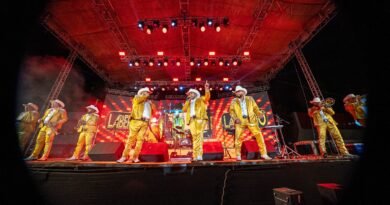 Grupo Laberinto llegará a Cuauhtémoc con sus corridos de caballo