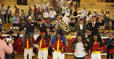 Triunfal tarde de toros y toreros en San Miguel El Alto