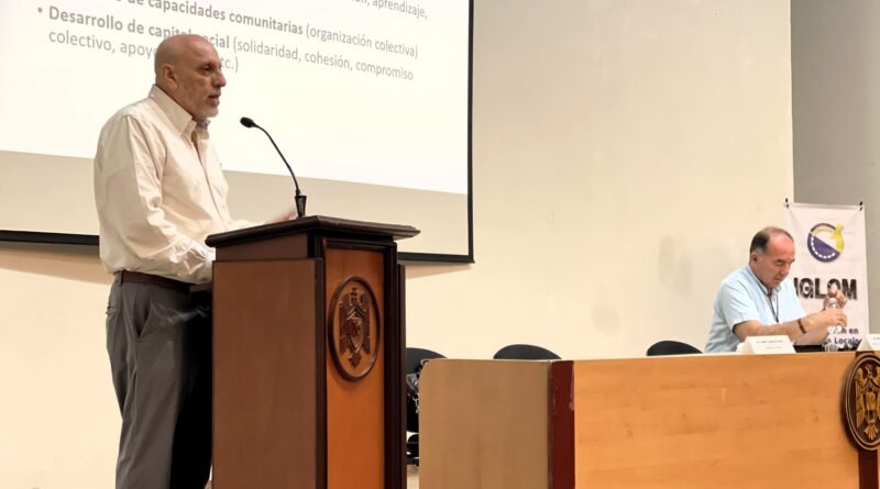 Espacios comunitarios pueden reconstruir el tejido social y fortalecer la democracia: Enrique Cabrero